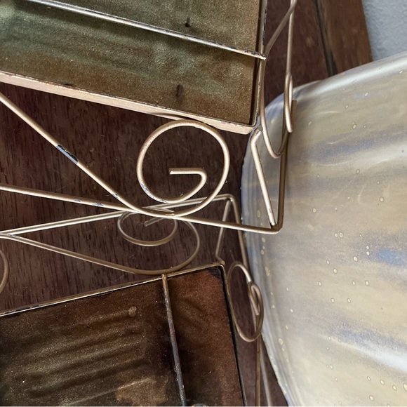 Vintage 60’s - 70’s wall decor, metal swirls framing square floral tiles - Picture 11 of 15